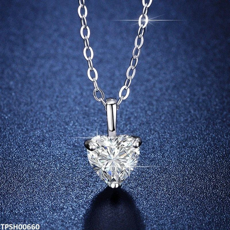 Elegant Heart-Shaped Zircon Pendant with Chain - Perfect for Any Occasion