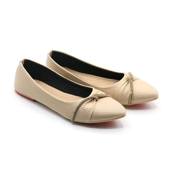 Elegant Beige Party Pumps