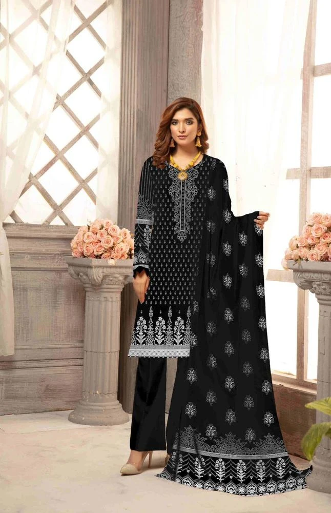 3 Pcs Womens's Unstitched Lawn Printed Suit